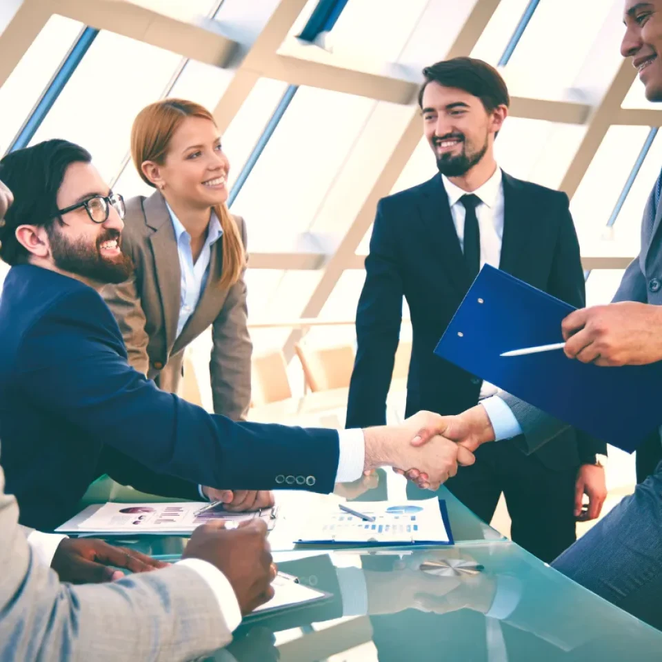 Green-and-White-Minimalist-Business-SEEK-Cover-Image2-1